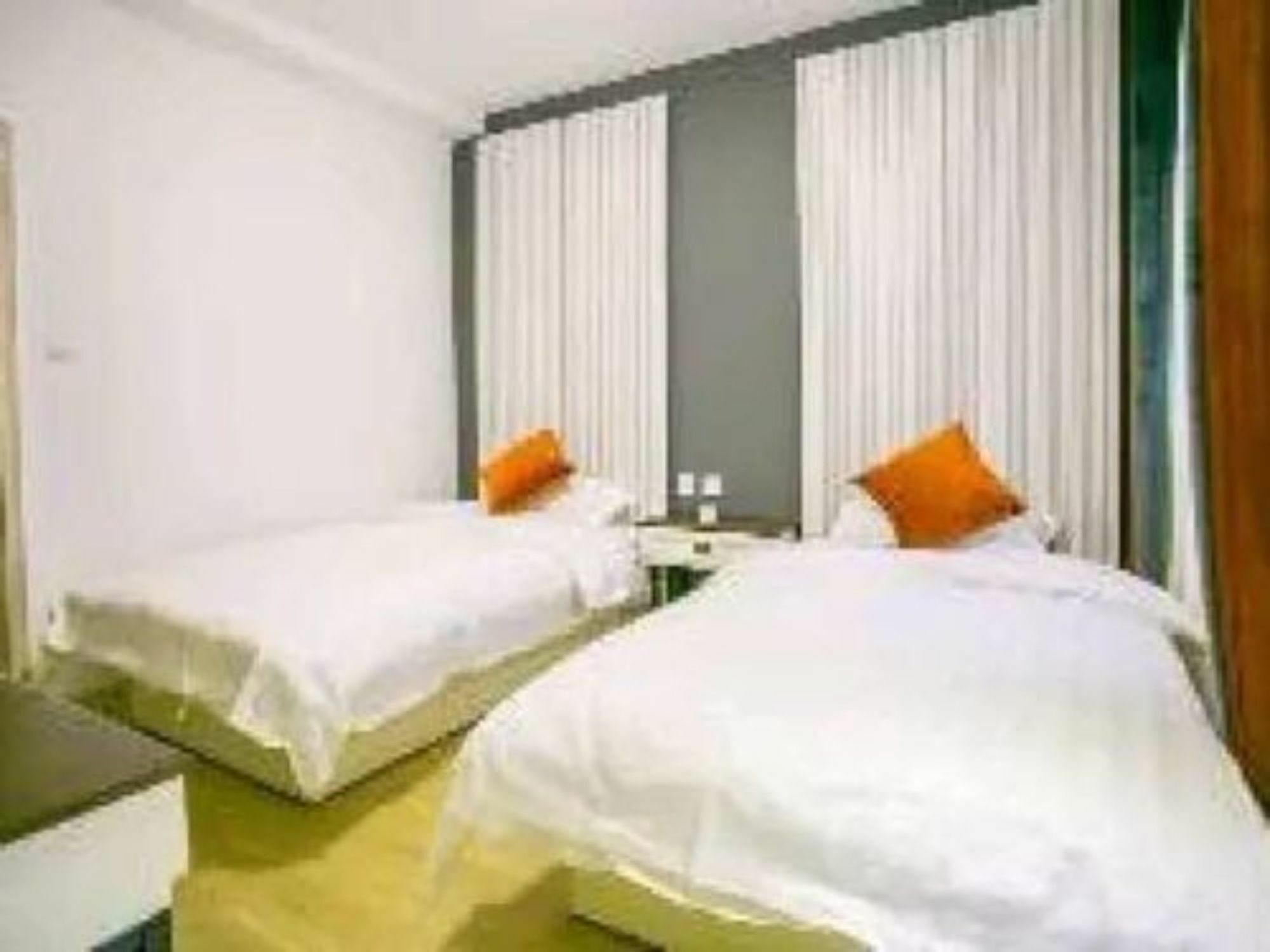 Hotel Fish Yha Xi'an  Exterior foto